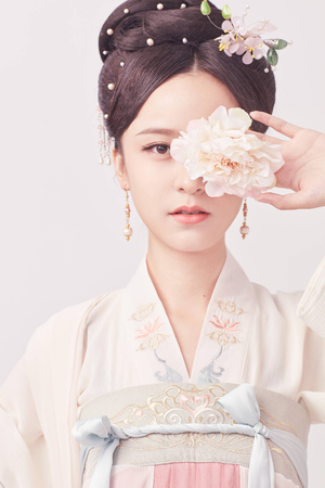 成色18K1.8811.7V官网